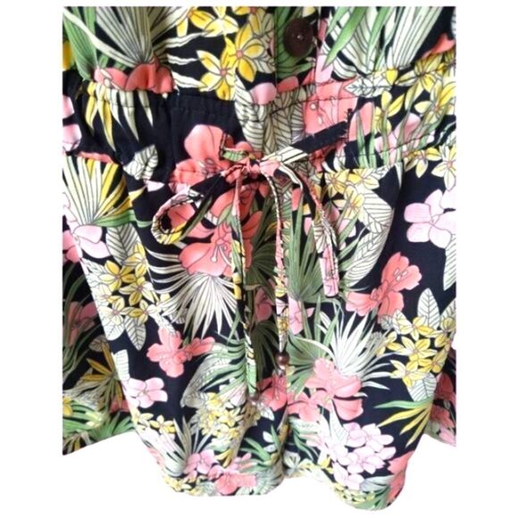 NEW Go COCO Women's Tropical Floral Plus Size Romper - Picture 3 of 12